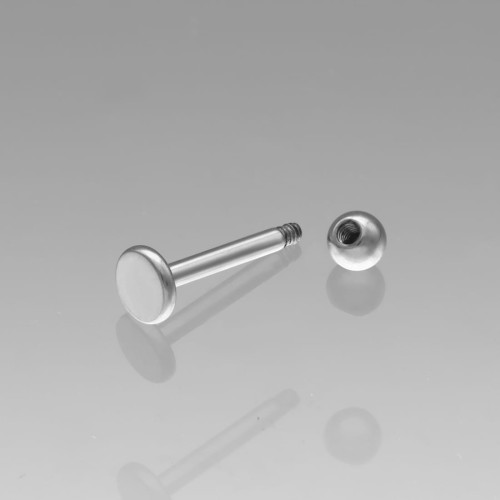 Tytan labret srebrny_2b.jpg